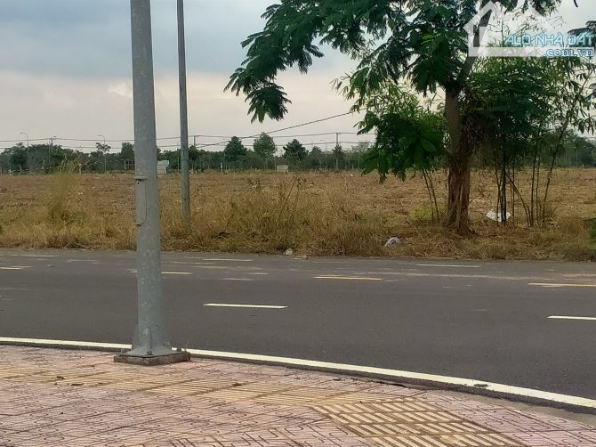 Bán đất ngay Cầu Nhơn Trạch - 1 tỷ 3, 168m²
