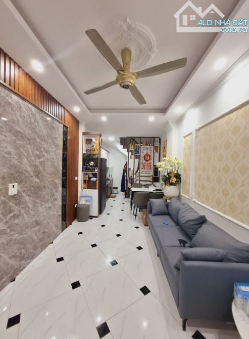 NHÀ MỚI DÂN MỚI XÂY 5 TẦNG, 32M, Ô TÔ TRÁNH CÁCH NHÀ 9M, CHỈ 6 TỶ GẦN CHỢ HÀ ĐÔNG