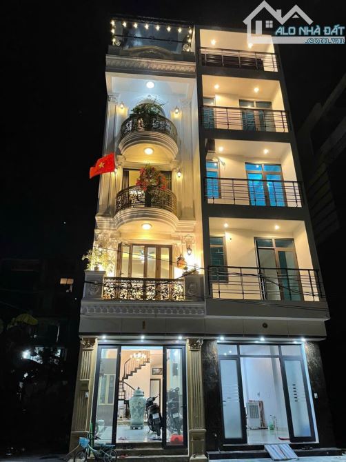Bán gấp nhà 5 tầng Đất DV Tân Tây Đô – 45m² – Giá chỉ 10.5 tỷ – Nhà mới 2023!