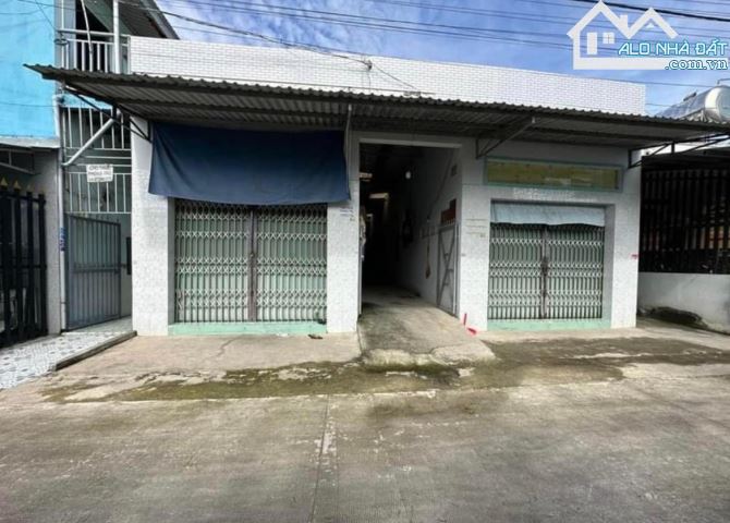 BÁN NHÀ TRỌ , ĐỨC HÒA ĐÔNG 270M2 9X30 , 16 PHÒNG CHO THUÊ , THU NHẬP 18 TRIỆU