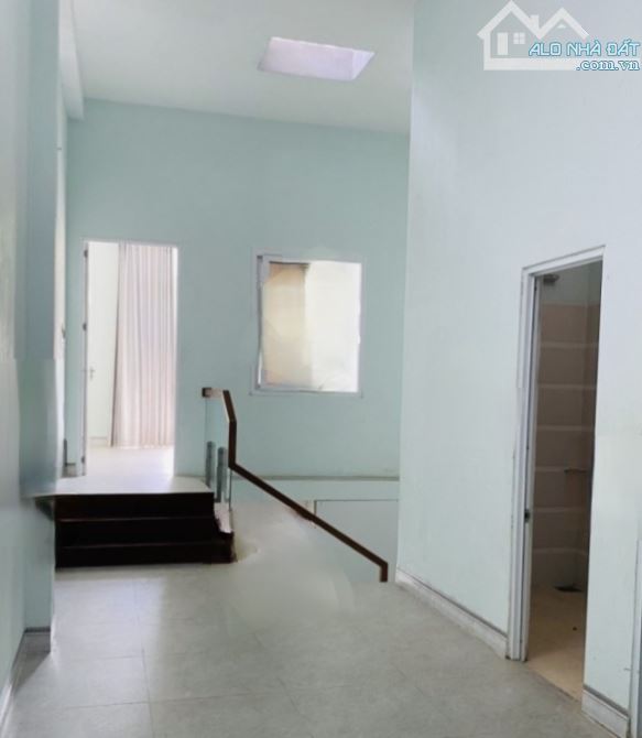 🌟🏆🏩Thiết thực và hiện hửu. Mặt tiền kd đỉnh của chóp. 132m2, ngang7,2m. 18,6 tỹ