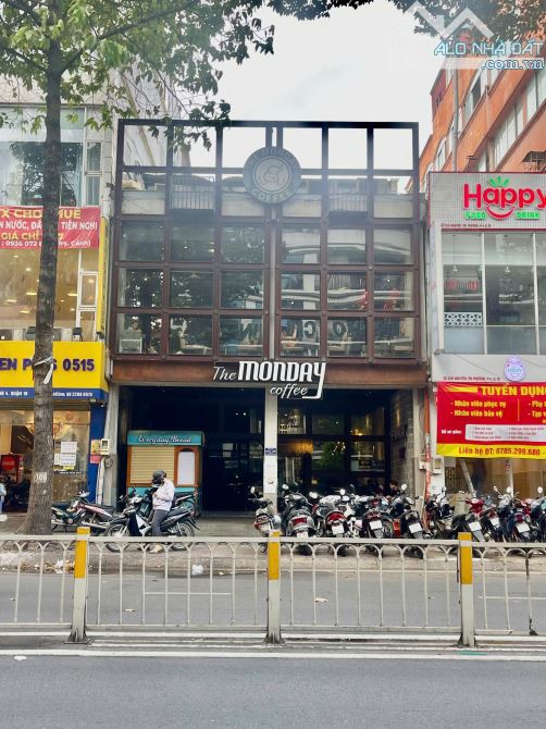 NGANG LỚN 10M... MT Nguyễn Tri Phương, Q.10 - 288m2 (9 x 32) - 4 Tầng - 280Tr/Th - 75.2 Tỷ