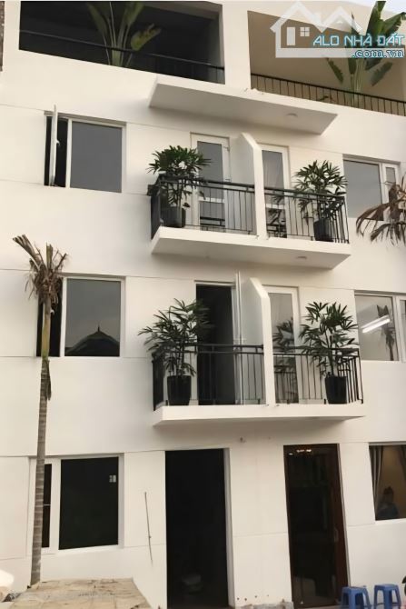 Bán nhà Đông Ngạc 42m 4 tầng mặt tiền 4m giá 7.9 tỷ