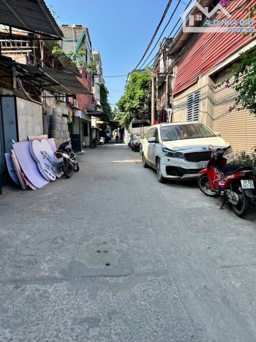 Siêu đẹp và hiếm ngõ 76 An Dương, 2 tầng xây tâm huyết, cách ô tô 30m