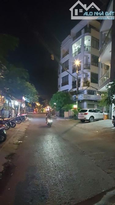 CĂN GÓC 80M2 - 2 MẶT TIỀN KHU TÊN LỬA – NGANG 7.5M – Ô TÔ VÀO NHÀ – VIEW CÔNG VIÊN +  Sát