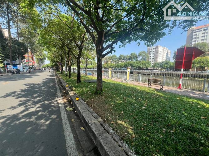Cần bán nhà hẻm xe hơi đường  – thông Trường Sa, Phan Xích Long