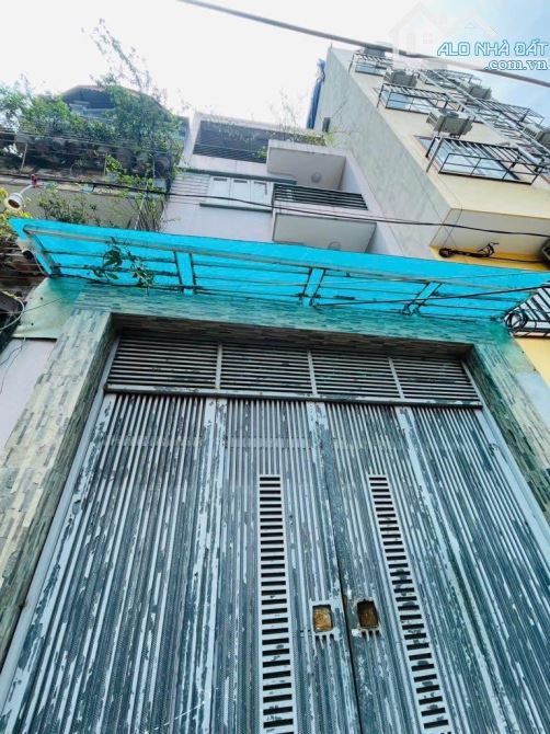 CB NHÀ TRUNG TÂM VĂN QUÁN -Ô TÔ QUA NHÀ-2THOÁNG -DÂN XÂY ĐẸP DT 70 m2 GIÁ 17 TỶ