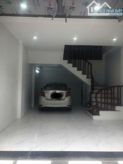 BÁN NHÀ HÀ ĐÔNG MỚI, THƠM MÙI SƠN, NGÕ RỘNG Ô TÔ TRÁNH, DT 34 M2 5 Tầng Ô TÔ NGỦ TRONG NHÀ