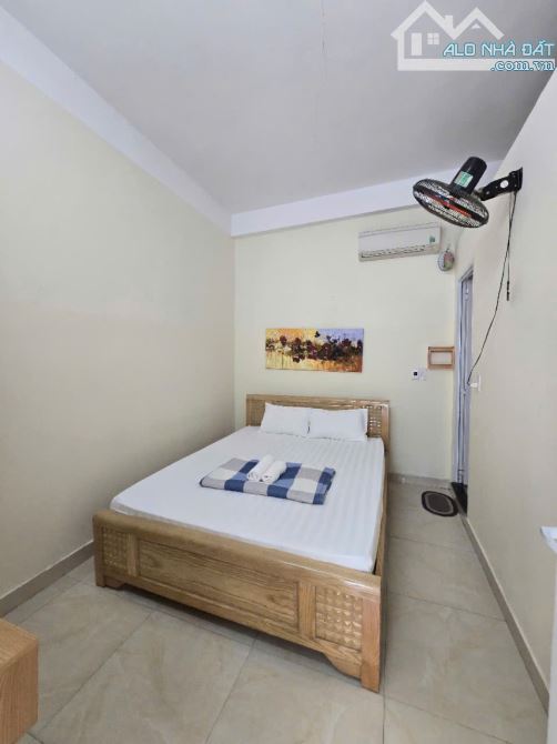 CHUYỂN NHƯỢNG MOTEL 4 TẦNG VIEW BIỂN NGUYỄN TẤT THÀNH – VỊ TRÍ KINH DOANH SIÊU ĐỈNH