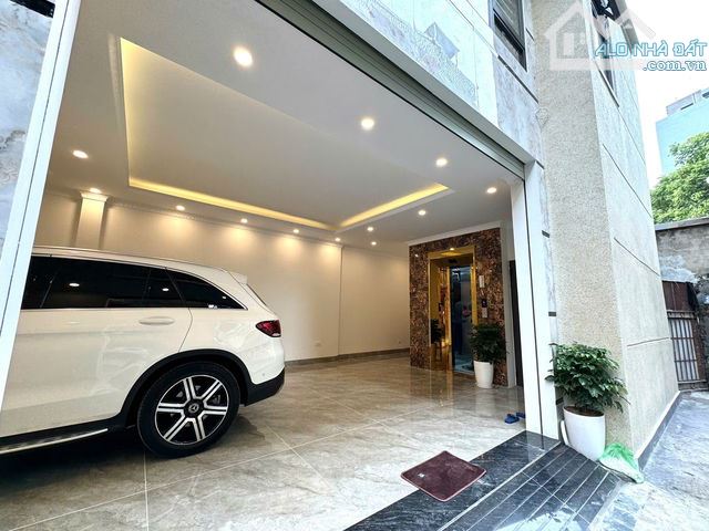 SIÊU PHẨM Ô TÔ VÀO NHÀ Thạch Bàn-Long Biên 60m2,X 6 tầng,mặt tiền 11.3m, 13.9 tỷ.