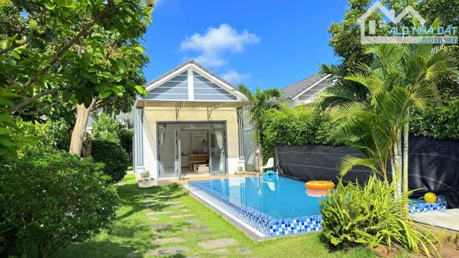 BÁN NHÀ VƯỜN HỒ BƠI -  GẦN BIỂN PHƯỚC HẢI – MẶT TIỀN ĐƯỜNG NGUYỄN HUỆ – XÁCH VALI VỀ Ở