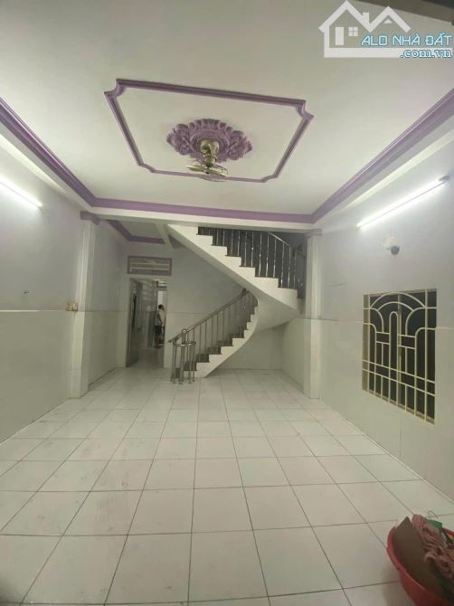 4x14m Sân để xe💥Nhà thuê Hẻm xe hơi💥Phan Huy Ích Gò Vấp 4PN💥 giá 11 triệu