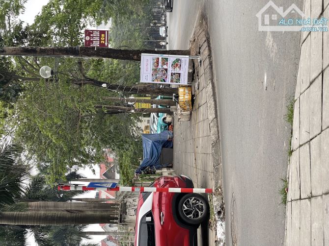 NHÀ 6 TẦNG THANG MÁY - TRỊNH VĂN BÔ - Ô TÔ ĐỖ CỬA - GẦN TRƯỜNG FPT, ĐÔNG Á, BV PHENIKAA