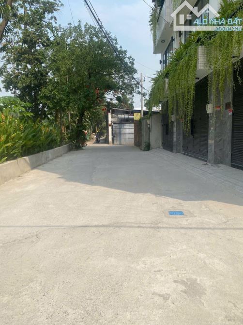 ĐẤT THỔ CƯ đường THẠNH XUÂN 40 , phường THẠNHXUÂN,  Q12, 93m2 (7,6mx14m)hẻm 6m 💵4,7Tỷ