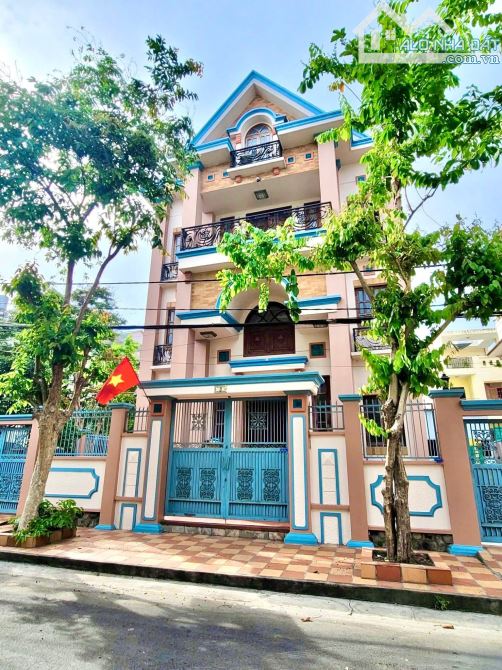 BIỆT THỰ GÓC 2 MẶT TIỀN ĐƯỜNG - KHU BỘ CÁN BỘ TỔNG CỤC 5 - BỘ CÔNG AN - PHÚ THUẬN Q7