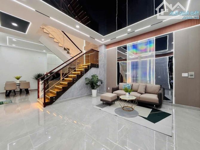 Bán nhà Hẻm 5m Phan Huy Ích, P12, GV, 5.2 x 10.5m, 3 tầng, giá: 5.9 tỷ TL - 10