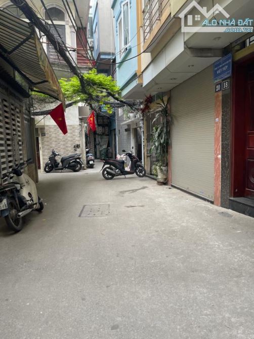 NHÀ TÂY SƠN - ĐỐNG ĐA - 6 TẦNG - VỊ TRÍ ĐẸP - CÁCH ĐƯỜNG Ô TÔ VÀ VIEW HỒ VÀI BƯỚC CHÂN - 10