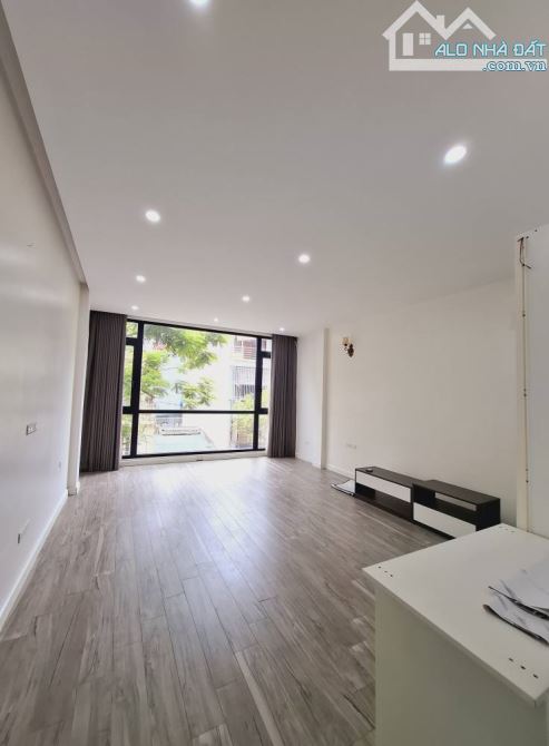 MẶT PHỐ 90M, 6 TẦNG, THANG MÁY NHẬP KHẨU, VỈA HÈ Ô TÔ TRÁNH,  THOÁNG TRƯỚC SAU, KINH DOANH - 10