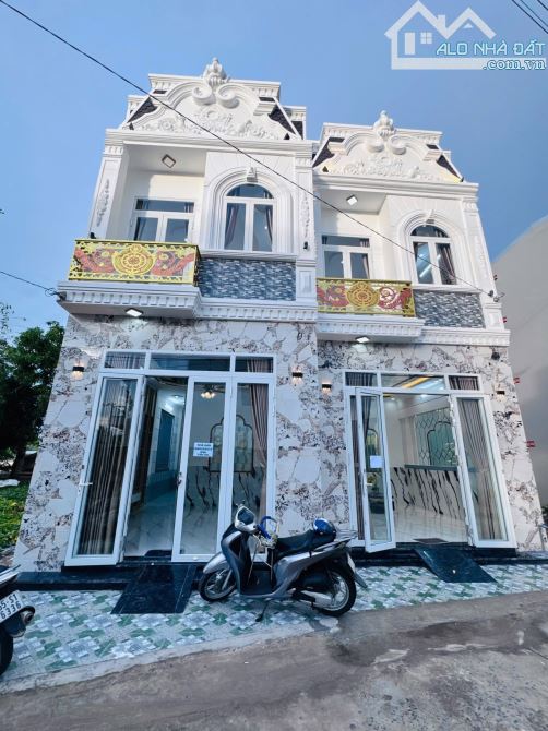 NHÀ TRỆT LẦU CÓ VIEW NHÌN RA SÔNG MÁT MẼ, GẦN ĐH FPT & NAM CẦN THƠ, BV NHI TP.CẦN THƠ - 11