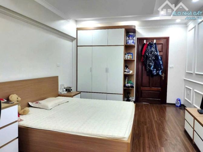 BÁN NHÀ PHỐ HOÀNG NHƯ TIẾP LONG BIÊN 8 tỷ 40m 6 tầng MT 4m Ô Tô KD THÔNG PHỐ HỒNG TIẾN - 1