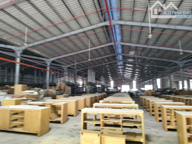 Cho thuê 6.600m2 Xưởng Bến Cát , PCCC tự động ,Đường công , giấy tờ đầy đủ - 1