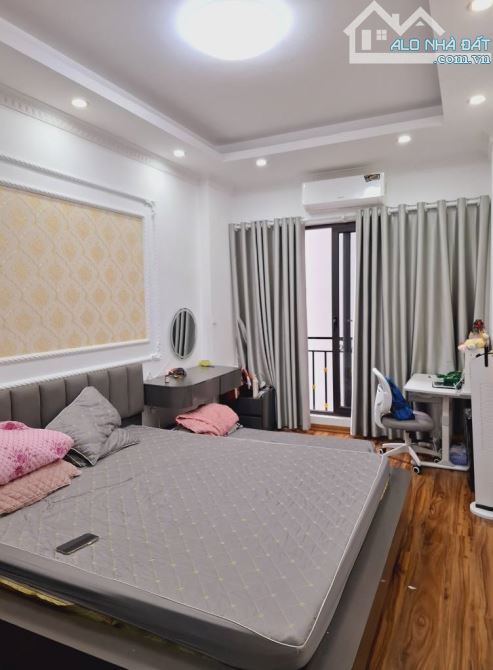 NHÀ MỚI DÂN MỚI XÂY 5 TẦNG, 32M, Ô TÔ TRÁNH CÁCH NHÀ 9M, CHỈ 6 TỶ GẦN CHỢ HÀ ĐÔNG - 1