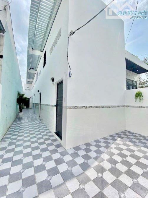 Chủ gửi bán dãy trọ 121m2 gồm 6 phòng đang cho thuê 10tr 1 tháng - 1