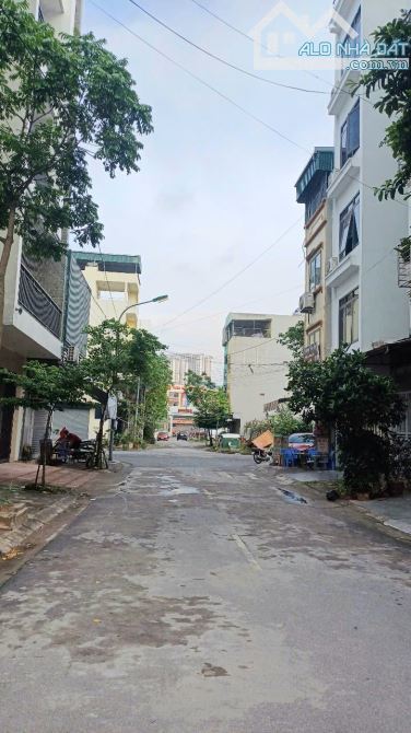 MẢNH ĐẤT VÀNG KĐG TỨ HIỆP, THANH TRÌ, 120M,MT10M, VỈA HÈ, Ô TÔ, XÂY TÒA NHÀ 7 TẦNG CỰC ĐẸP - 1