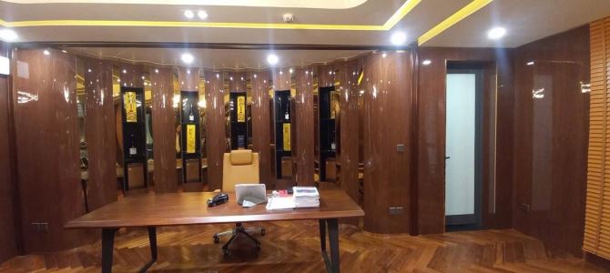 BÁN NHÀ TRUNG KÍNH – PHÂN LÔ Ô TÔ TRÁNH – FULL NỘI THẤT GỖ HƯƠNG – GIÁ ĐẸP - 1