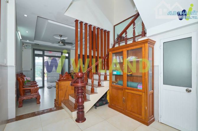 Bán nhà Đường Hồ Quý Ly,Tp Vũng Tàu,1t2l Ful Thổ Cư ,Đang Kd Tốt,Dt 68m2 , Giá Chỉ 9 Tỷ - 1