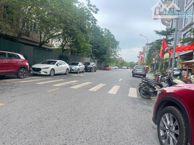 VIEW HỒ.LÔ GÓC. KINH DOANH TẠI VIỆT HÙNG ĐÔNG ANH - 1