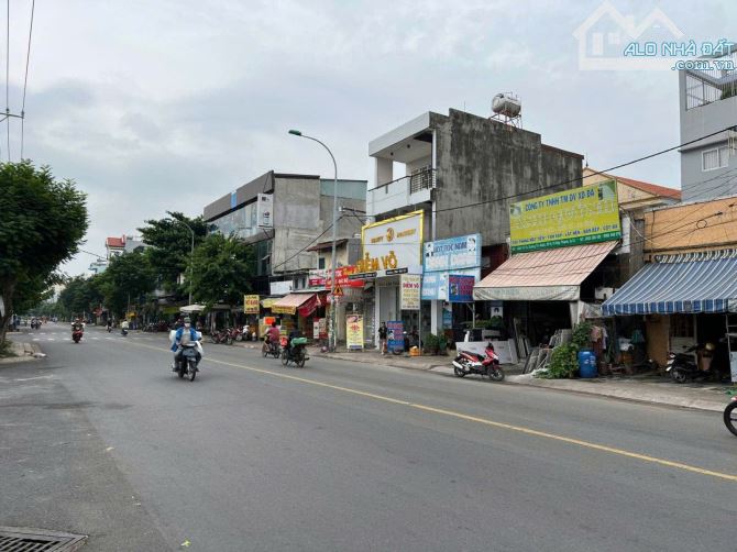Mặt tiền đường Dương Thị Mười có  thu nhập khoảng 33tr/tháng - 1