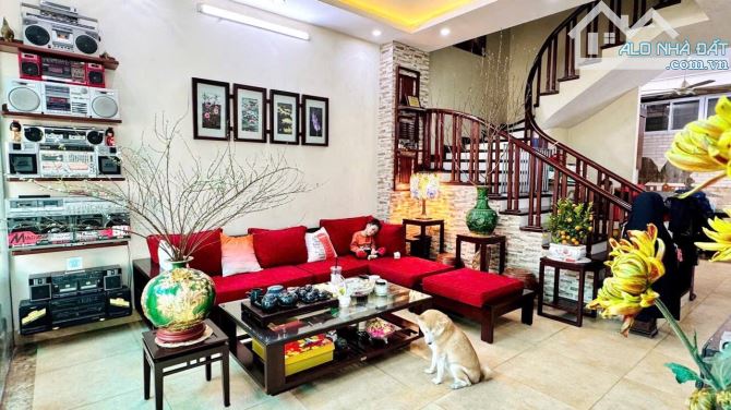 CB NHÀ TRUNG TÂM VĂN QUÁN -Ô TÔ QUA NHÀ-2THOÁNG -DÂN XÂY ĐẸP DT 70 m2 GIÁ 17 TỶ - 1