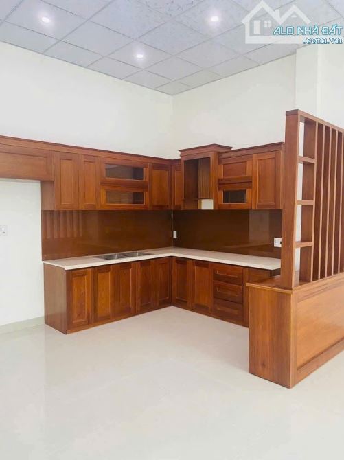 ✅✅Cho thuê nhà nguyên căn C4 mặt tiền Bùi Kỷ, Sát Đại học Ngoại Ngữ - 1