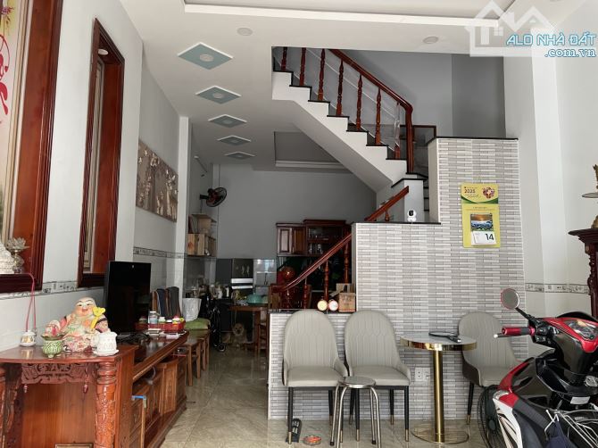 6.8 TỶ - NHÀ PHỐ 4 TẦNG, GẦN CAO ĐẲNG CÔNG THƯƠNG, PL.B QUẬN 9 - 1