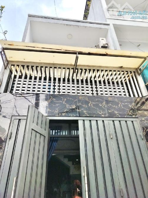 TÂN BÌNH -  Ô TÔ ĐỖ CỬA - SÁT MẶT TIỀN -  51M2 - 2 TẦNG BTCT - 5 TỶ HƠN - 1