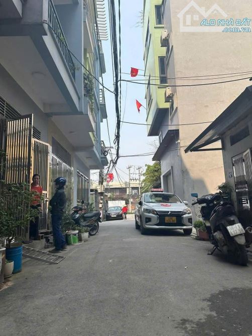 NHÀ 4 TẦNG HẢI BỐI - ĐÔNG ANH, 48m2 NGÕ THÔNG Ô TÔ TRÁNH, NHÀ TRONG ĐỂ VỊ TRÍ CỰC ĐẸP - 1