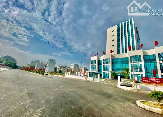 💥Hàng Hiếm cả Thị Trường LHP có 01 lô duy nhất 96m2 lại còn hướng đông nam 😍 - 1