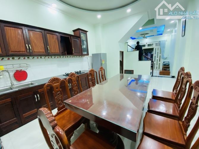 NHÀ 3 TẦNG MT ĐƯỜNG 8M, KDC SAIGON MỚI, NHỈNH 7 TỶ - 1