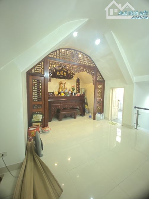 Bán nhà khu đô thị Việt Hưng 198m2 xây 4 tầng , gara ô tô , vỉa hè rộng đường ô tô tránh - 12
