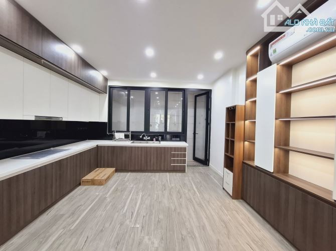 MẶT PHỐ 90M, 6 TẦNG, THANG MÁY NHẬP KHẨU, VỈA HÈ Ô TÔ TRÁNH,  THOÁNG TRƯỚC SAU, KINH DOANH - 13