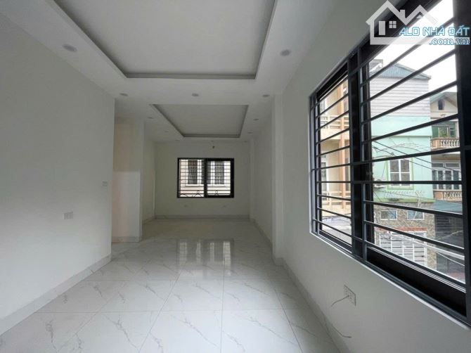 Xuân Đỉnh, Lô góc - gần oto - 45m2 - 5 tầng - mt 4.9 - 8.x tỷ ( có thương lượng ) - 2