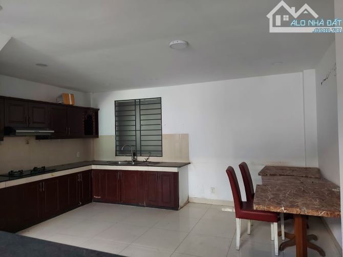 Bán nhà MT Cống Lở-ngang 6.5m-gần trường+chợ-sổ vuông-kinh doanh tốt - 2