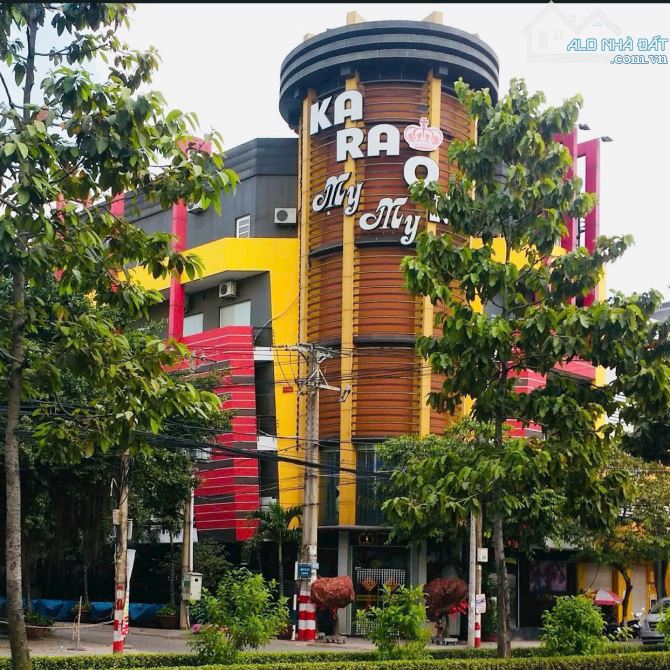 Giá 6,5 tỷ. Bán đất ngay đường Đồng Khởi, đối diện cục Hải quan Đồng Nai.P Tân Hiệp. 91m2. - 2