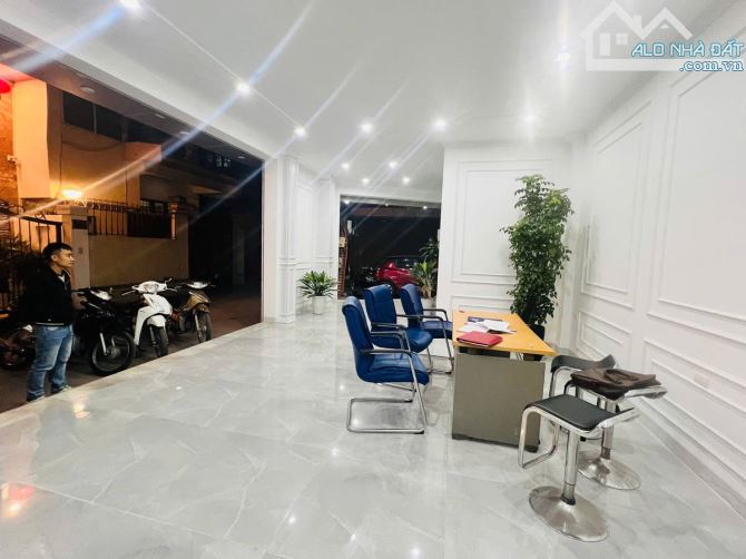 Bán nhà đường Khuất Duy Tiến, Thanh Xuân, 8 tầng, thang máy, lô góc, kinh doanh đỉnh cao - 2
