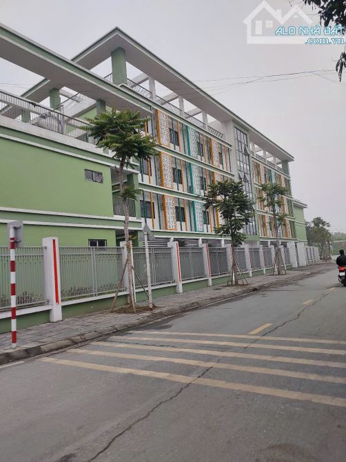 Bán nhà Giang Biên, Việt Hưng, Lô góc, ngõ ô tô, 50m2 x 5 tầng, có ô thang máy - 4