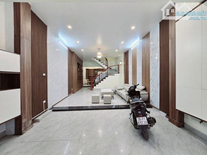 Bán nhà ngô thì nhậm hà đông ô tô lùi cửa tránh đỗ gần nhà DT51m2  giá chỉ 10 tỷ - 2