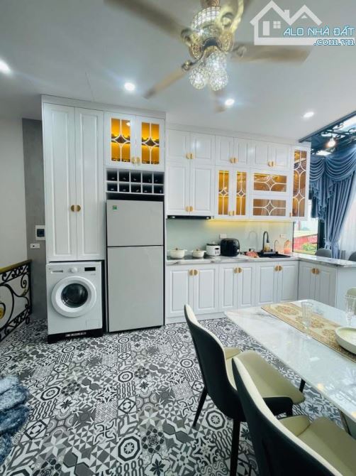 BÁN NHÀ LƯƠNG ĐÌNH CỦA ĐỐNG ĐA NGÕ THÔNG GẦN PHỐ NHÀ MỚI ĐẸP FULL NỘI THẤT 4 TẦNG 8,6 TỶ - 2