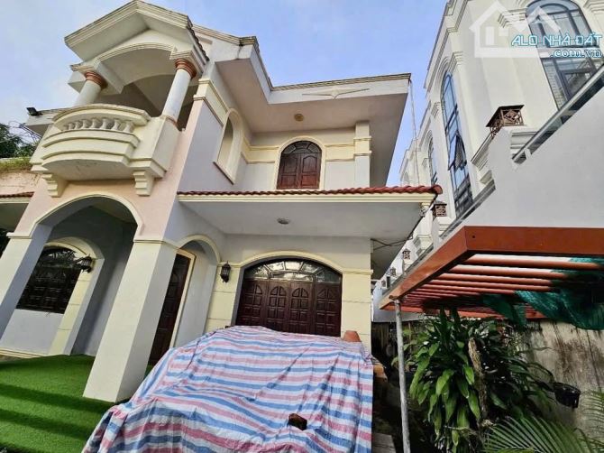 Biệt Thự Góc đường Trần Văn Giàu và Phạm Công Trứ, Cồn Khương, TP. Cần Thơ. - 2