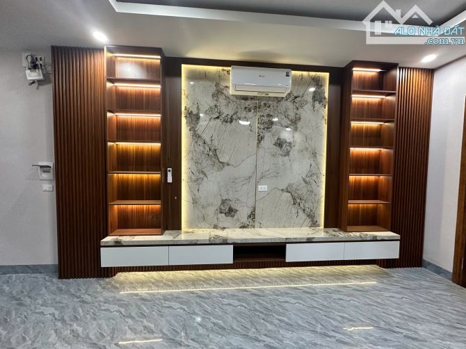 B.Á.N NHÀ ĐAN PHƯỢNG 58M2, 3 TỶ 95 , Ô TÔ GẦN  , FULL NỘI THẤT ĐẸP , Ở SƯỚNG - 2
